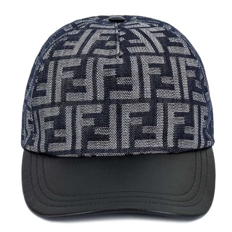 Cappelli FENDI Uomo .